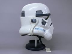 ANHherostormtrooperhelmetrightprofi.jpg