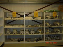 Armor_Shelf_04.jpg