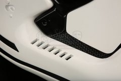 img04med.jpg
