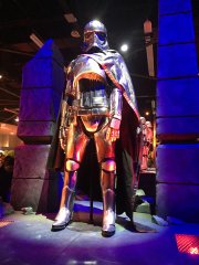 captain-phasma-costume.jpg
