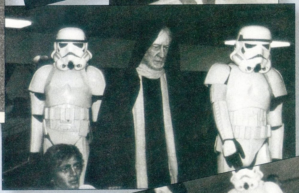 StarWarsMagazineJune-July97No805Str.thumb.jpg.04c19f572409e02c7f4ceea3a22b1285.jpg