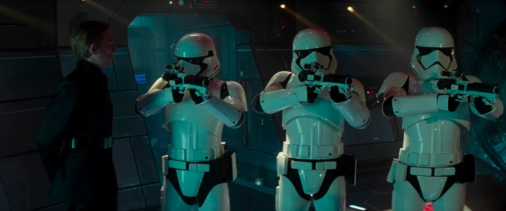 4k-swrise-starwarsscreencaps.com-10764.thumb.jpg.9dbd873ffc8c4d809a1cf683726af553.jpg