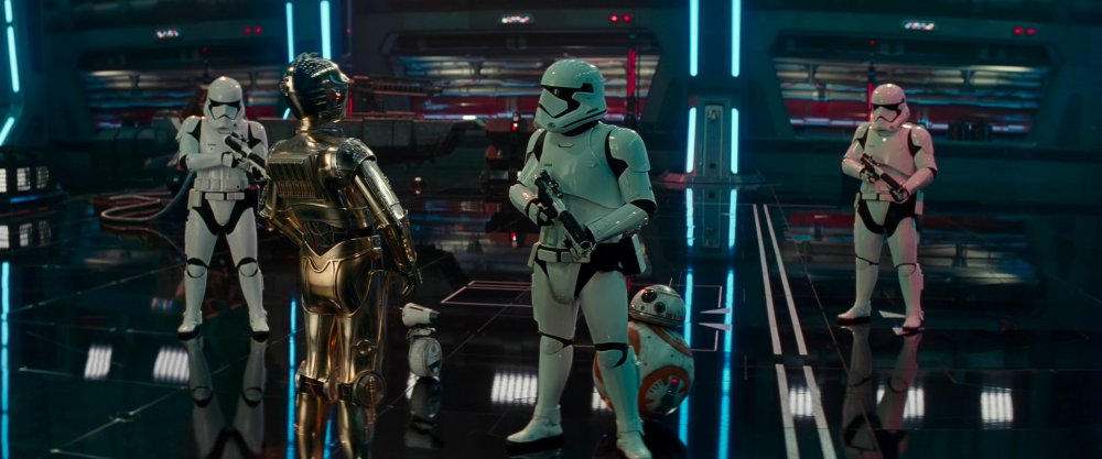 4k-swrise-starwarsscreencaps.com-10854.thumb.jpg.13319cc7101173249982a0e5aaa83e55.jpg