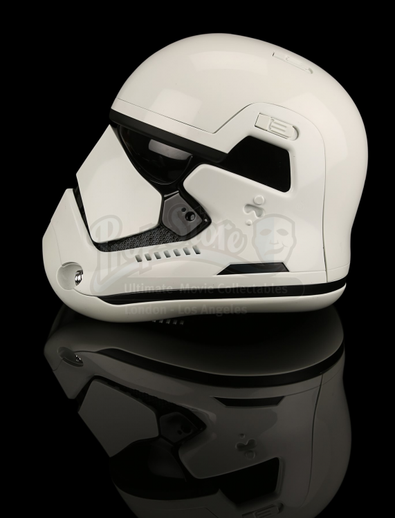 helm1.thumb.png.638d379cd17689af90f0e0ff7cf464a5.png