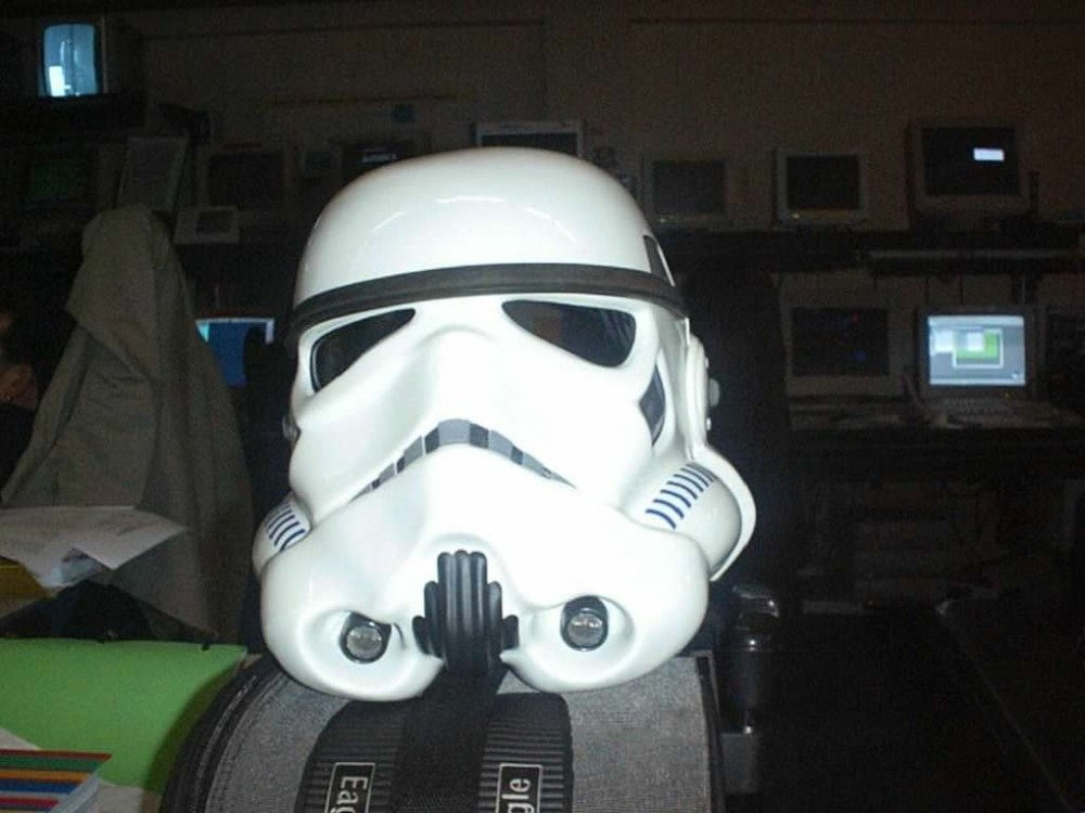 __hr_Helmet1 (1).jpg