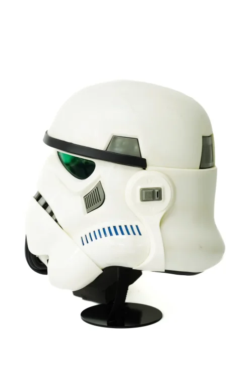 New-Stormtrooper-Helmet-Photos-4-Web.thumb.webp.9a6b55f1b00035b599b6269bf6a0495c.webp